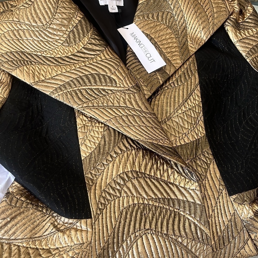 MAKING THE CUT Standard Metallic Jaquard Coat & Scarf jacket gold NWT size small - Picture 8 of 14
